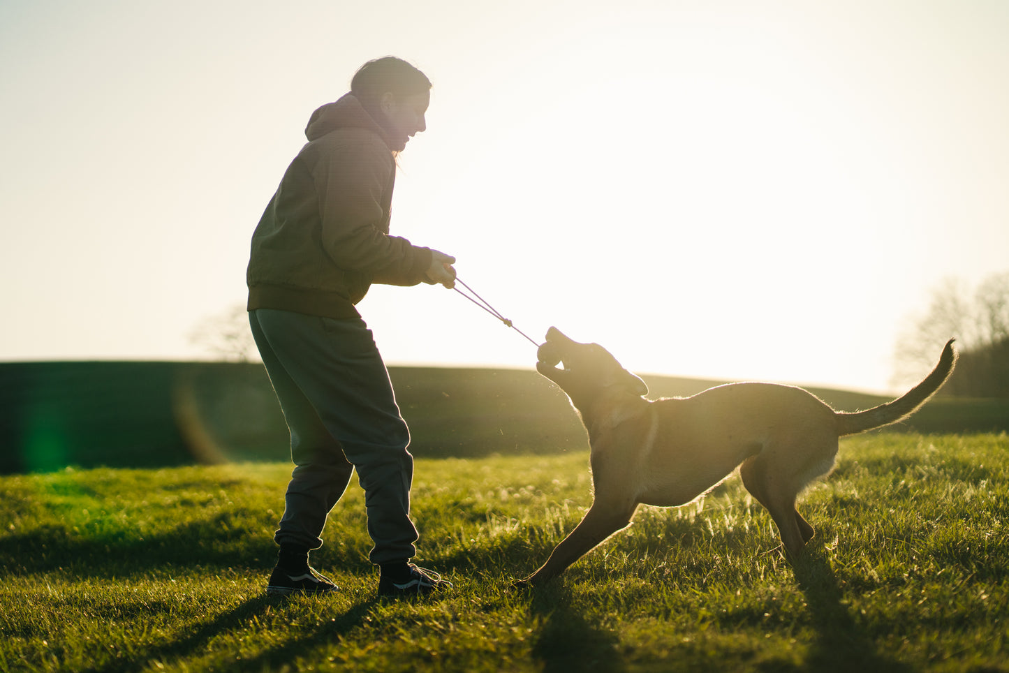NON-STOP DOGWEAR PELOTA CON CUERDA JUEGUETE